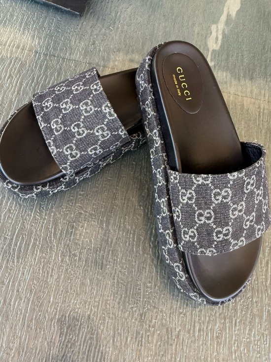 Gucci Shoes - Gucci Black GG Monogram Unixes Slide Fit Women’s 10 and Men 9